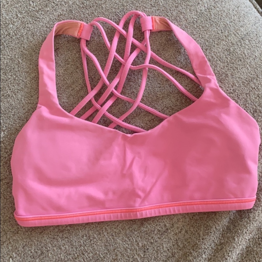 Lululemon sports bra